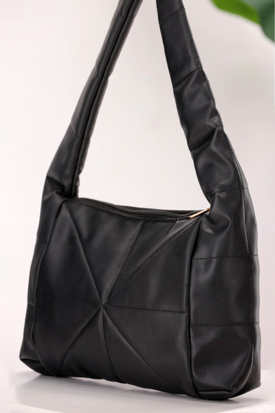 HOBO BAG BLACK