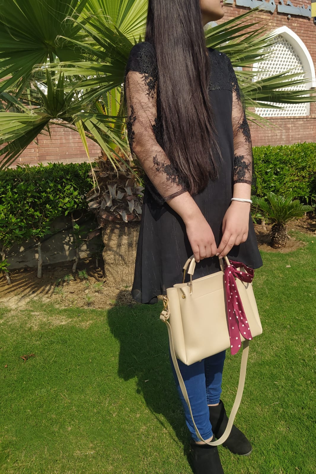 MOSCOW MEDIUM BEIGE BAG